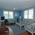 Craft Upper Unit By Bryant Real Estate