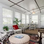 Fisher Cottage By Bryant Real Estate