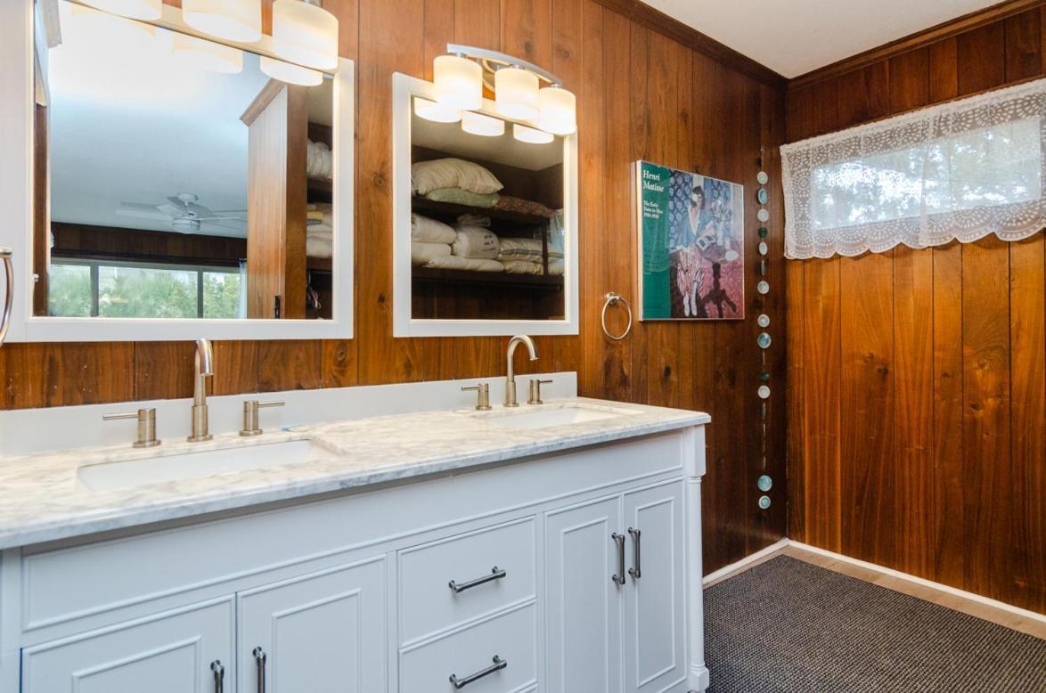Cardwell By Bryant Real Estate *
