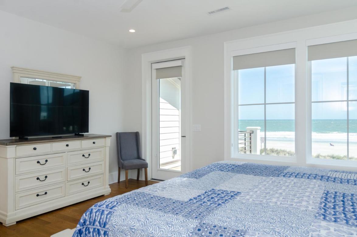 Holiday home Pearl In The By Bryant Real Estate *