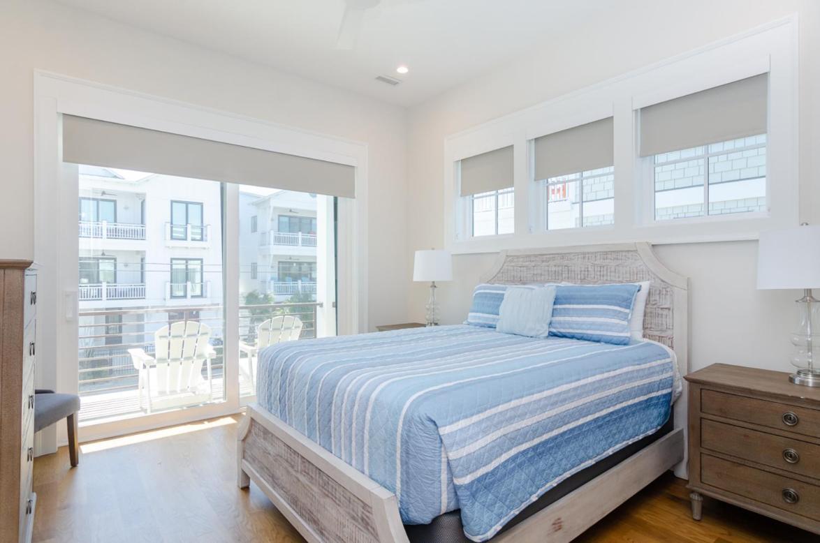 Pearl In The By Bryant Real Estate