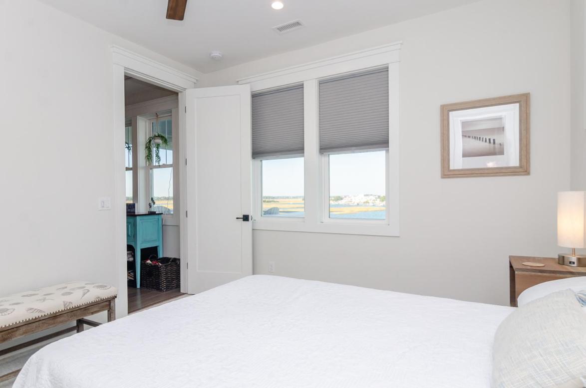 Hooks By Bryant Real Estate * Wrightsville Beach