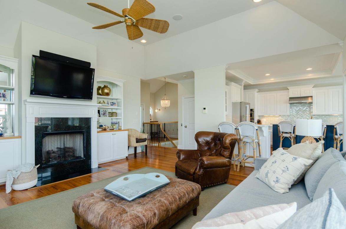 Sounds Of Summer By Bryant Real Estate Holiday home