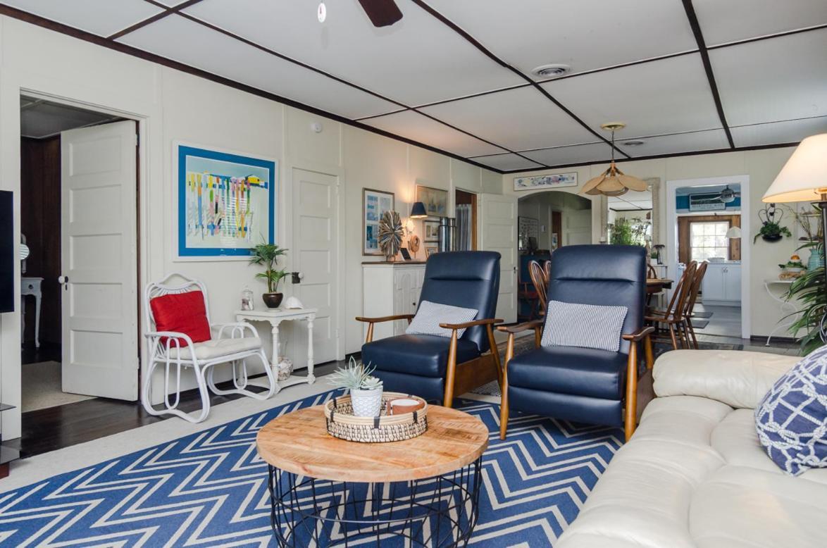 Fisher By Bryant Real Estate Holiday home *