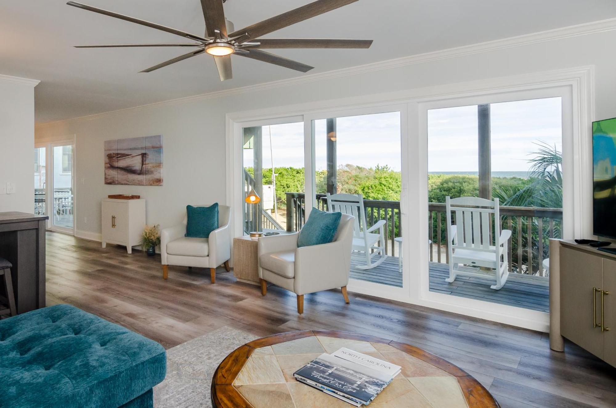 Holiday home Breezeland #1 Lower By Bryant Real Estate *