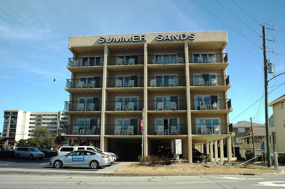 Summer Sands 3*